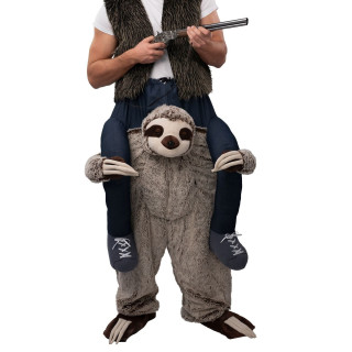 Sulle spalle di un bradipo